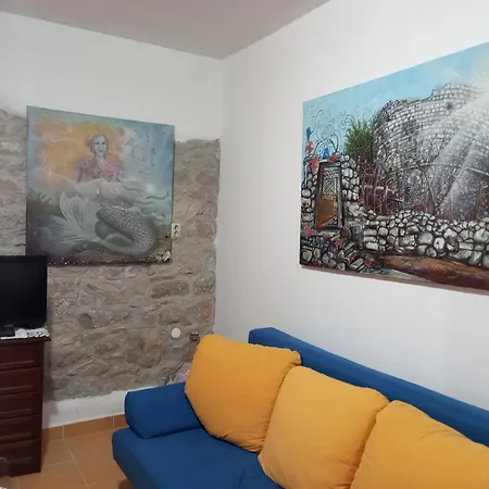 Sirena Apartman *